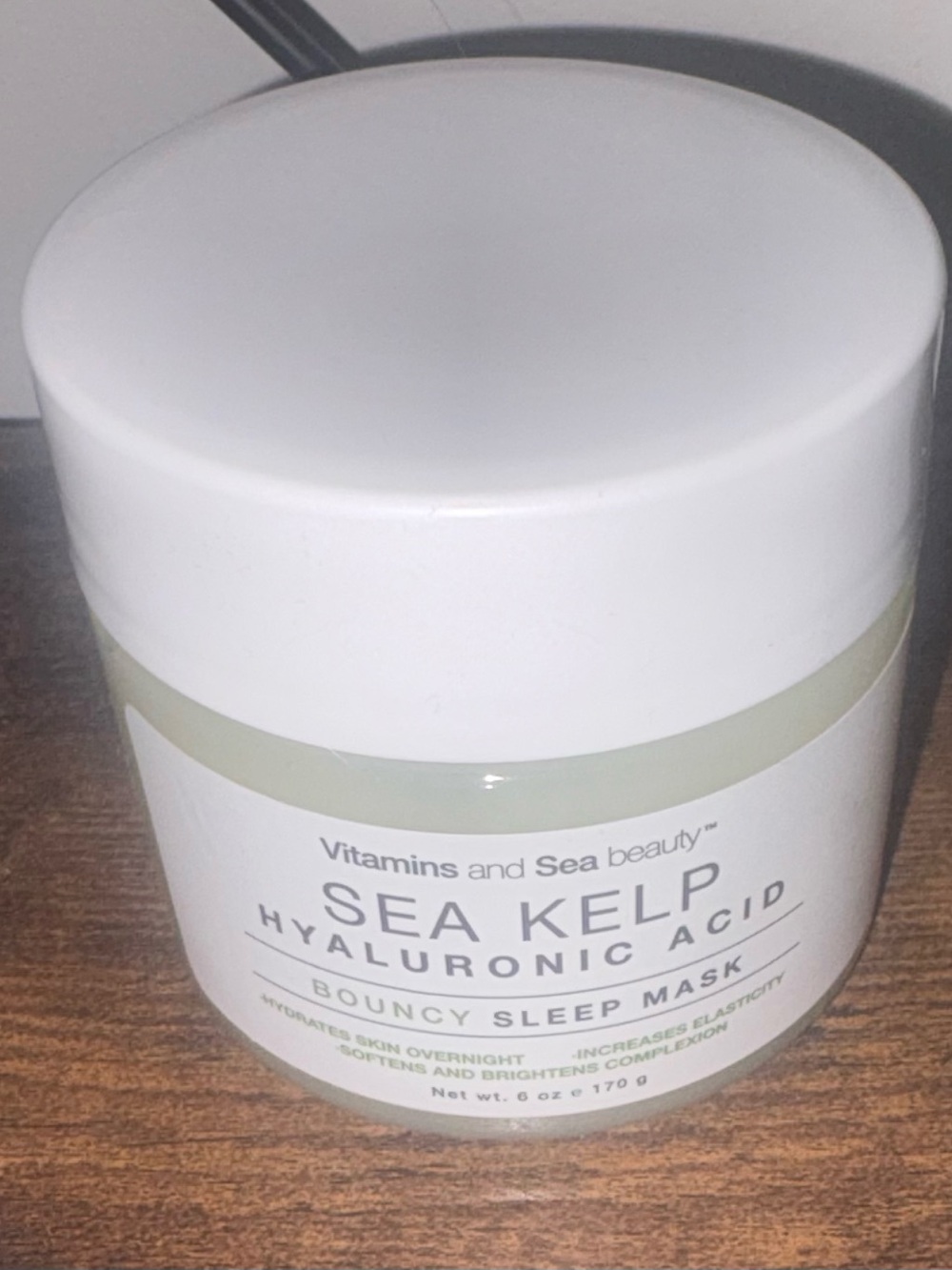 Vitamins and Sea Beauty Sea Kelp Hyaluronic Acid Bouncy Sleep Mask - NEW